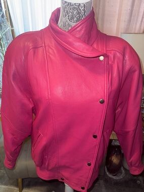 90s Vintage lipstick, pink, leather bomber jacket, size medium
